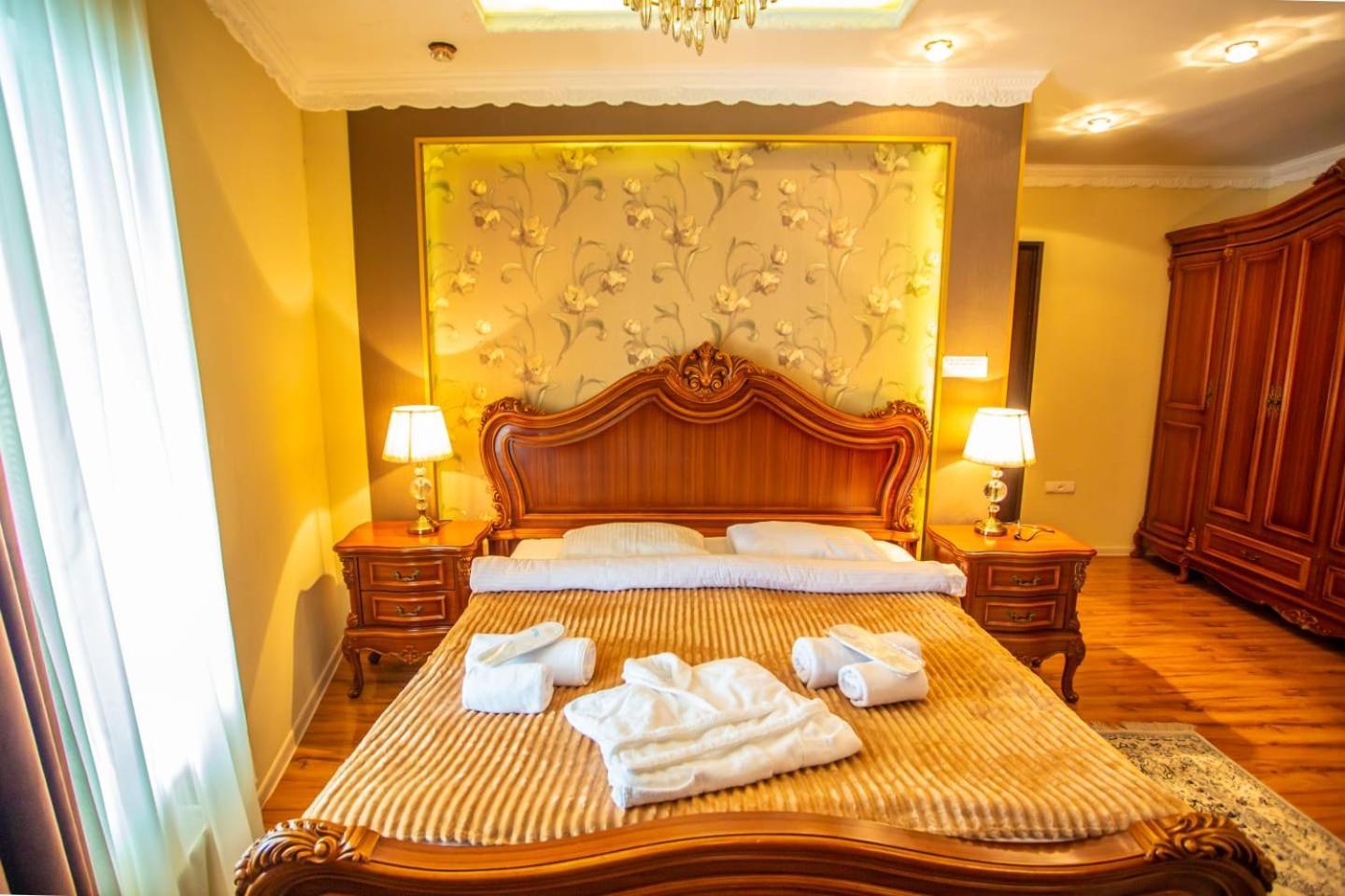 Guest House Sanapiro Koutaïssi Extérieur photo
